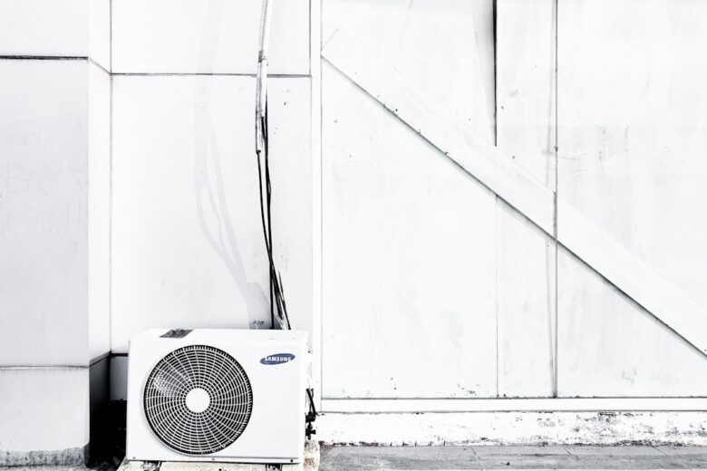 Photo heat pumps